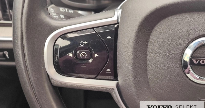 Volvo V60 Cross Country cena 174500 przebieg: 58544, rok produkcji 2021 z Krosno małe 704